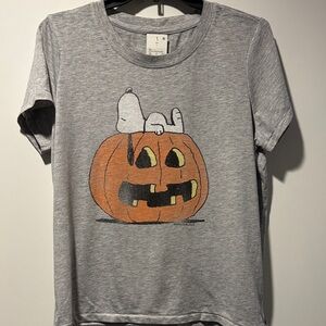 Peanuts Gray Snoopy Halloween Tee